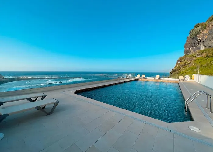 Apto. En Primera Línea De Playa Apartamento *