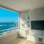 Apto. En Primera Línea De Playa *