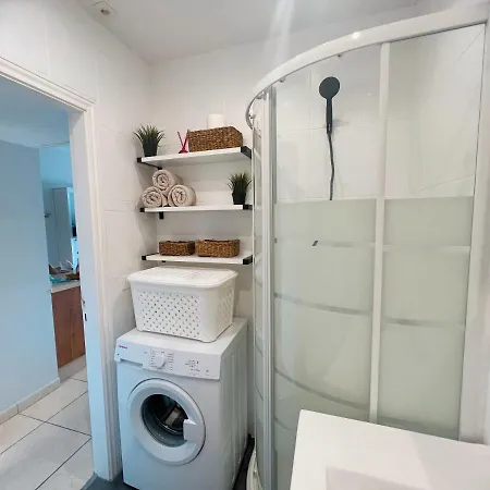 Apto. En Primera Línea De Playa *