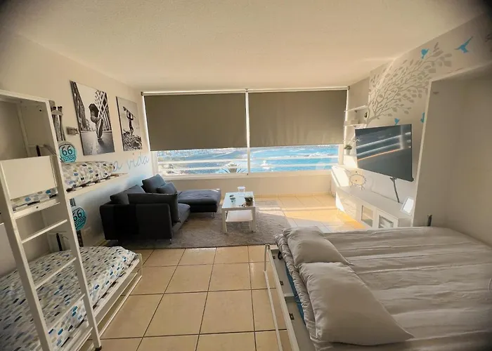 Apto. En Primera Linea De Playa